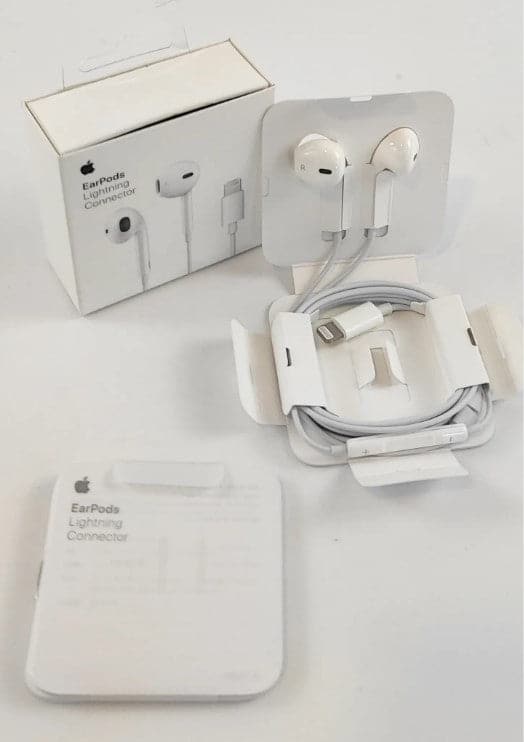 Earpods with lightning connector Apple